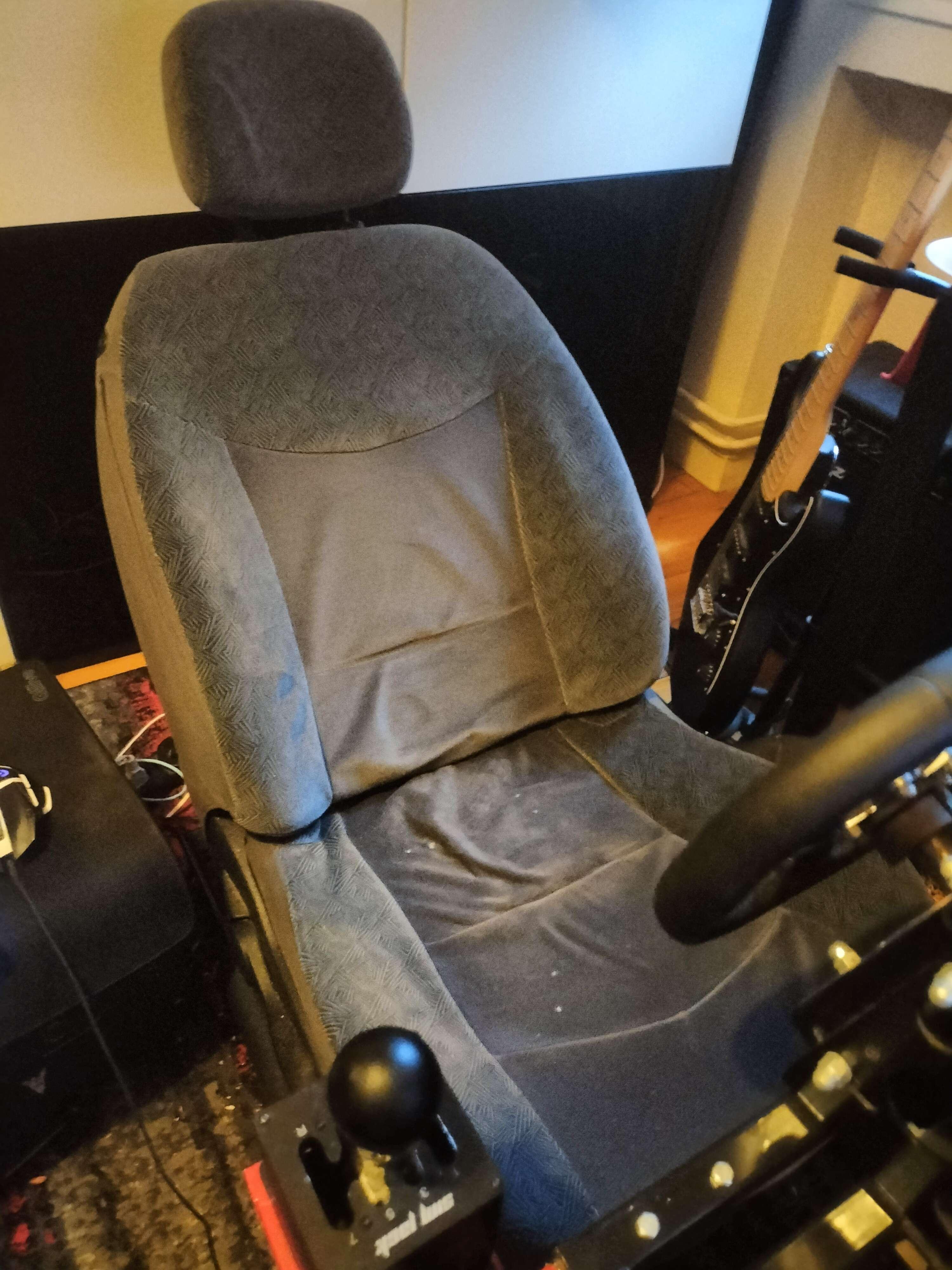 Seat - Renault Laguna driver seat