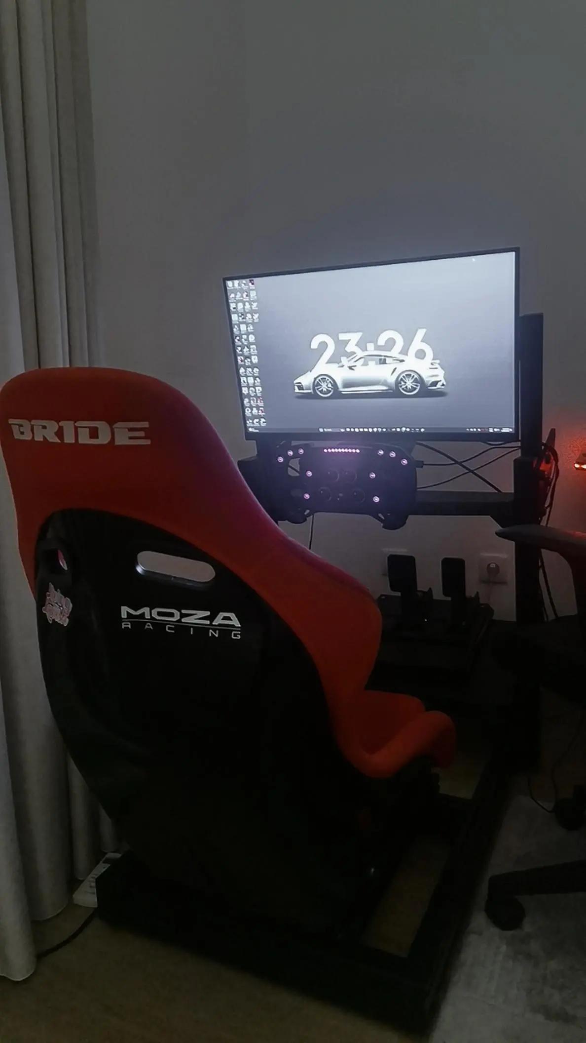 Mid-range sim for GT/Formula racing.
Planning to get a sequential shifter, handbrake, and clutch, and a round wheel for drifting and rally.